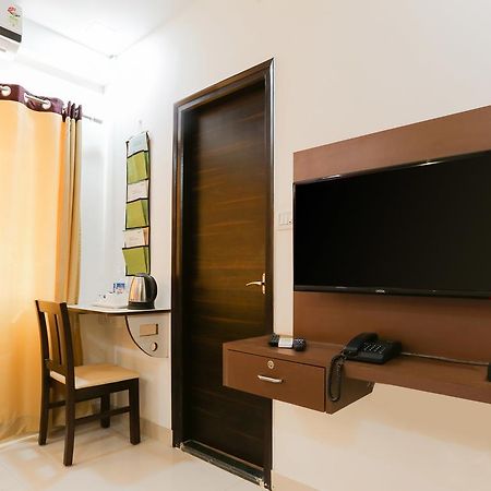 Itsy Hotels Worldtree Bellandur Bangalore Ngoại thất bức ảnh