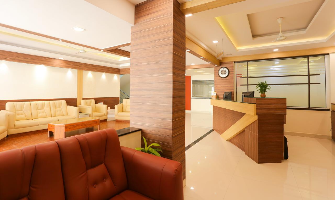 Itsy Hotels Worldtree Bellandur Bangalore Ngoại thất bức ảnh