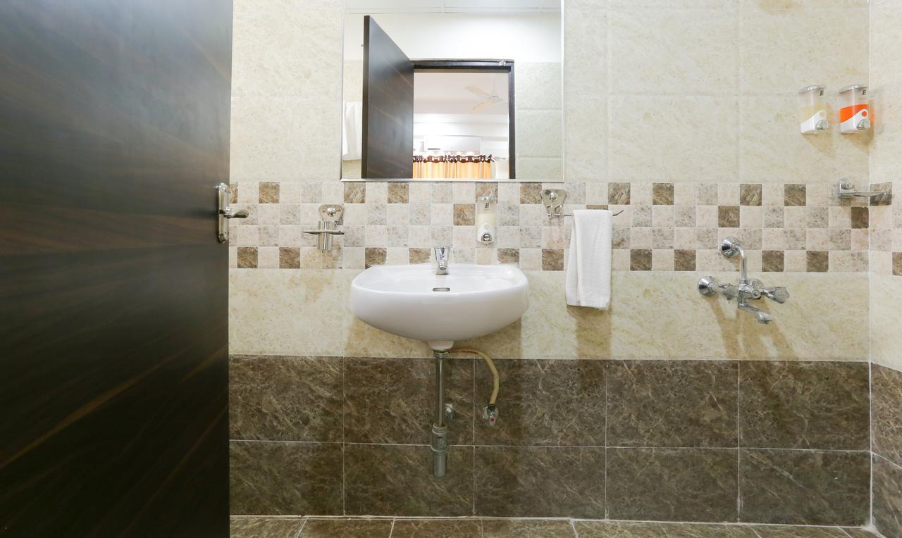 Itsy Hotels Worldtree Bellandur Bangalore Ngoại thất bức ảnh