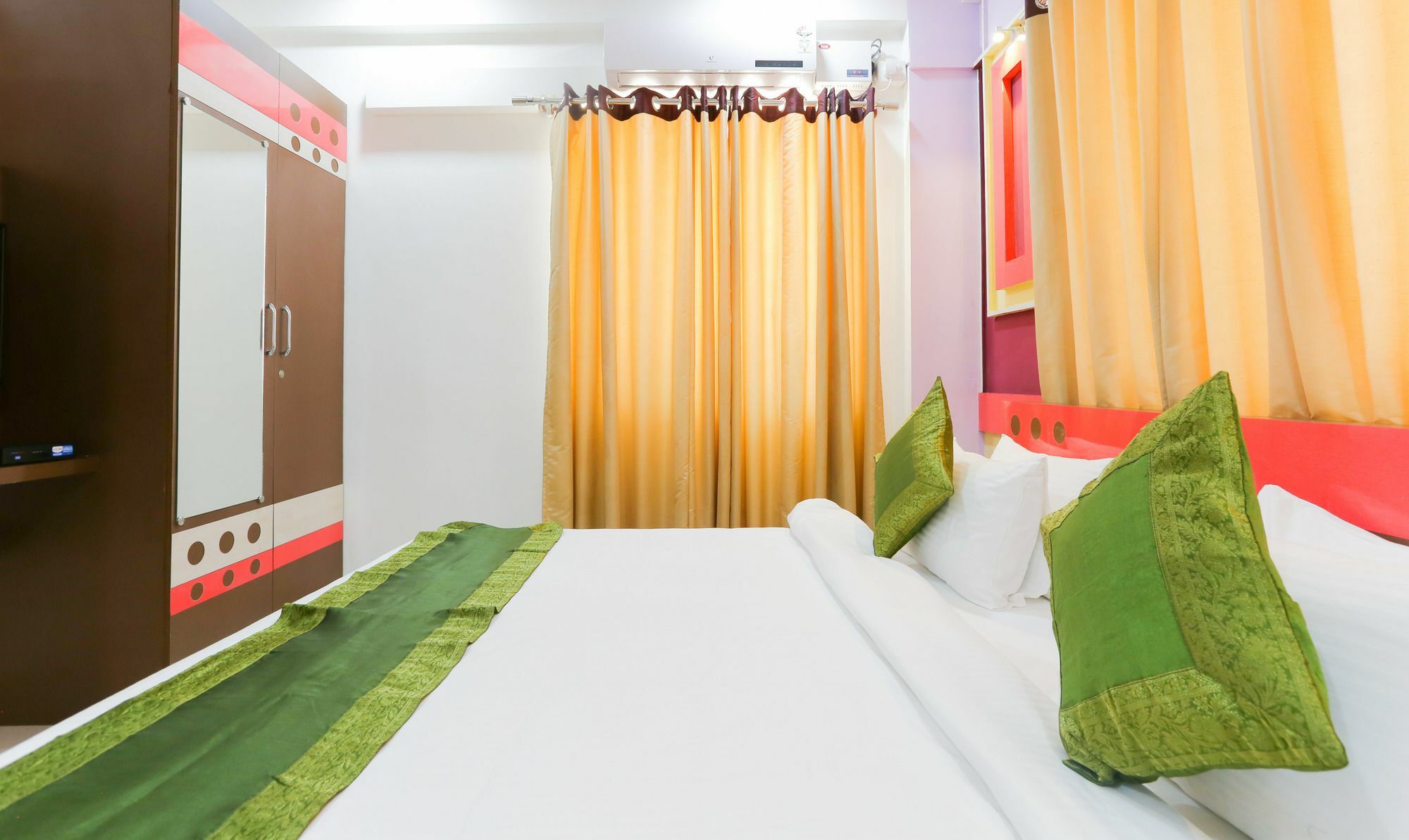 Itsy Hotels Worldtree Bellandur Bangalore Ngoại thất bức ảnh